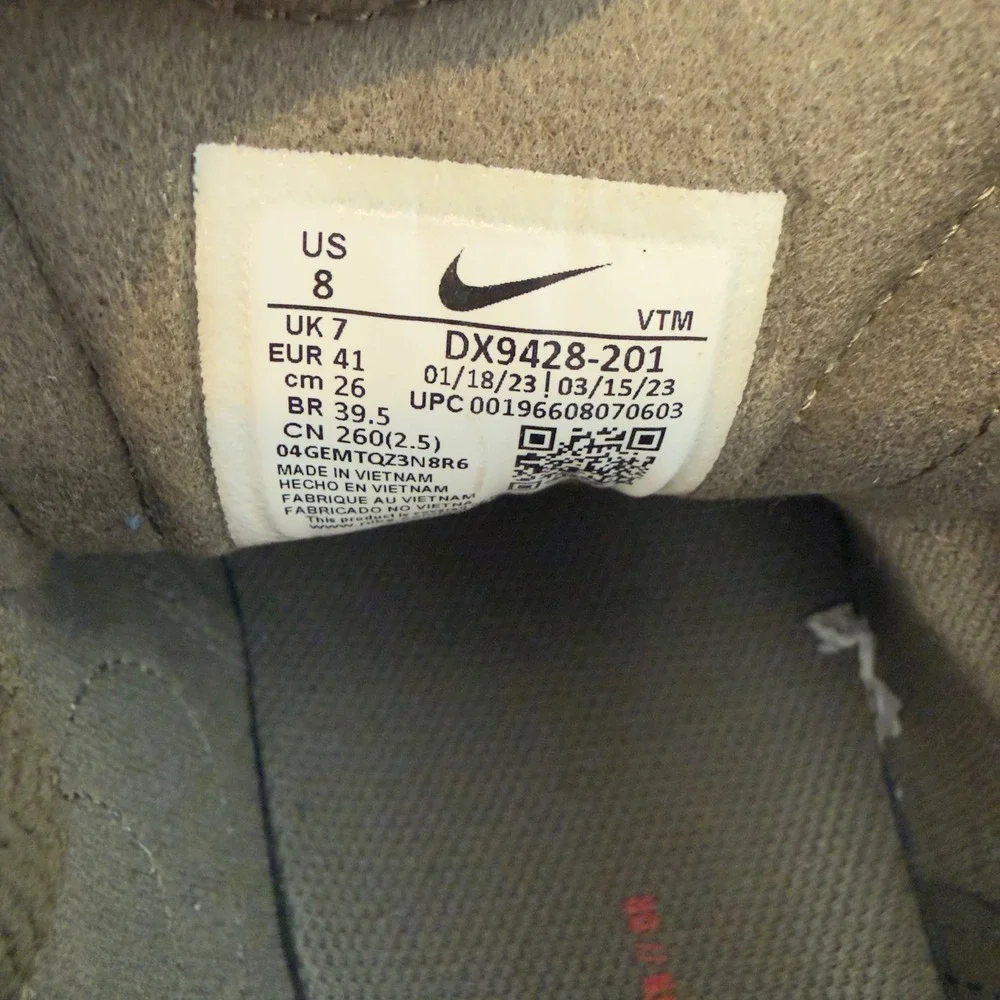 Nike Waffle Debut Mens Size 8 Olive Green Suede Leather Sneakers DX9428-201‎